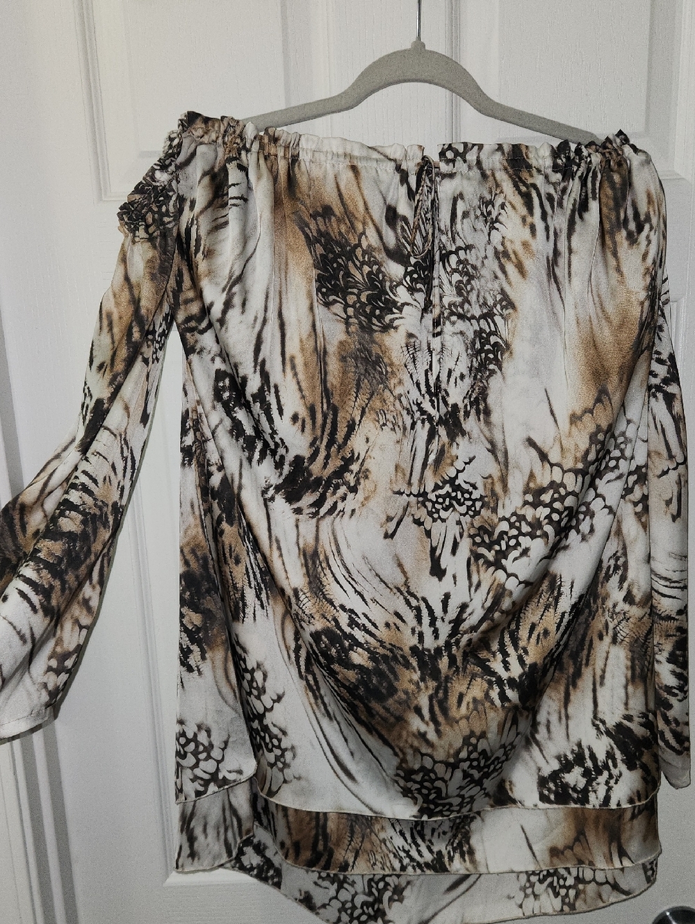 Off-Shoulder Animal Print Tunic in White and Brown